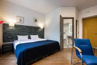 Отель Бутик отель 2020 Йошкар-Ола Улучшенный двухместный номер с 1 кроватью или 2 отдельными кроватями-4